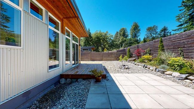 890 Trower Lane, Home with 2 bedrooms, 1 bathrooms and 2 parking in Gibsons BC | Image 7