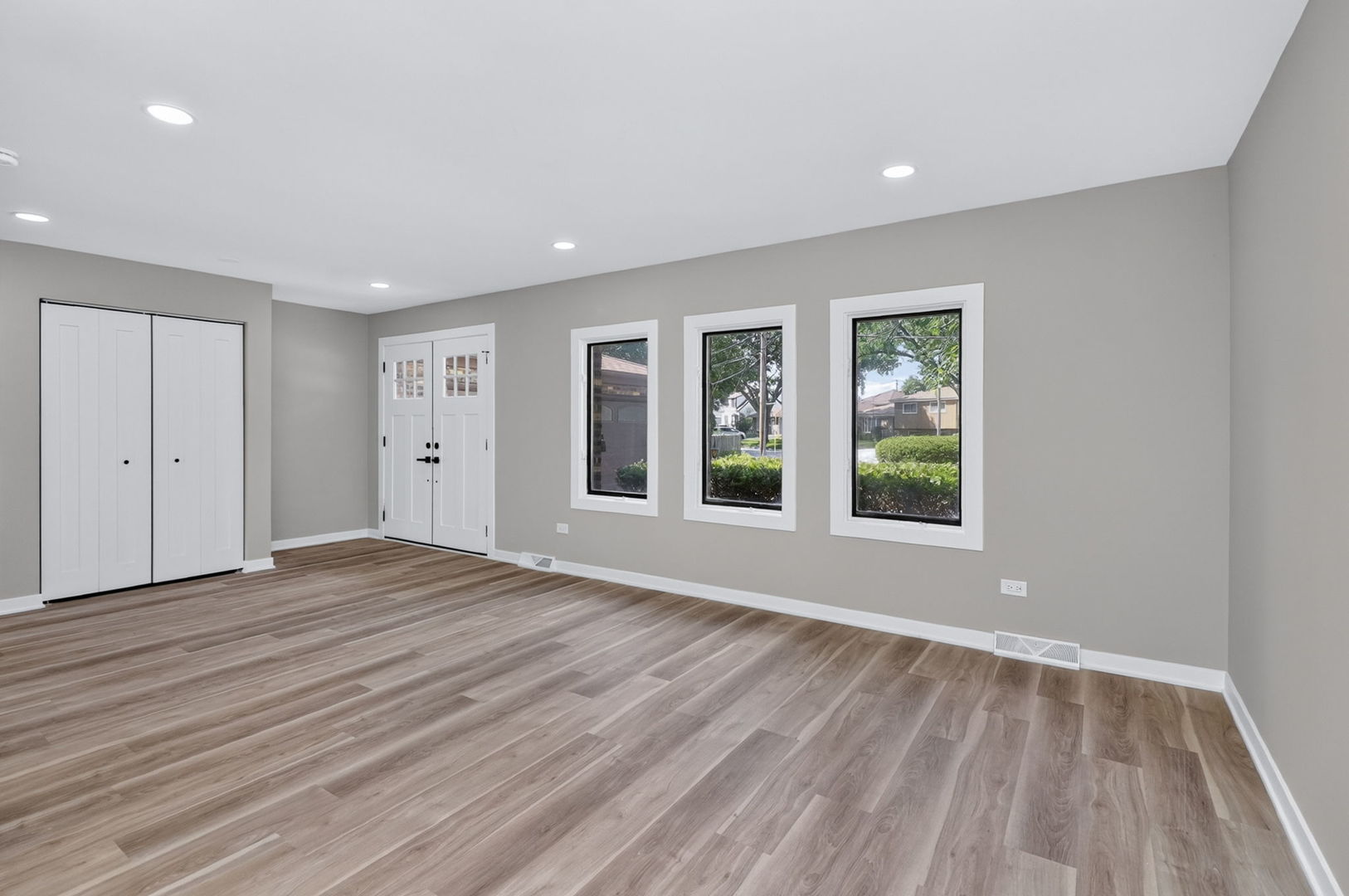 Residential in Elmhurst 2