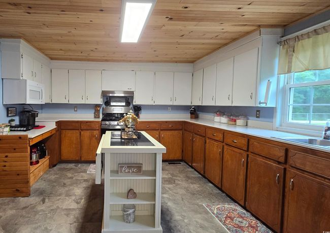6103 Squire Rd, House other with 2 bedrooms, 2 bathrooms and 8 parking in Latta SC | Image 17