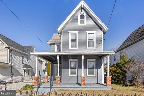 319 Taylor St, RIVERSIDE, NJ, 08075-3237 | Card Image