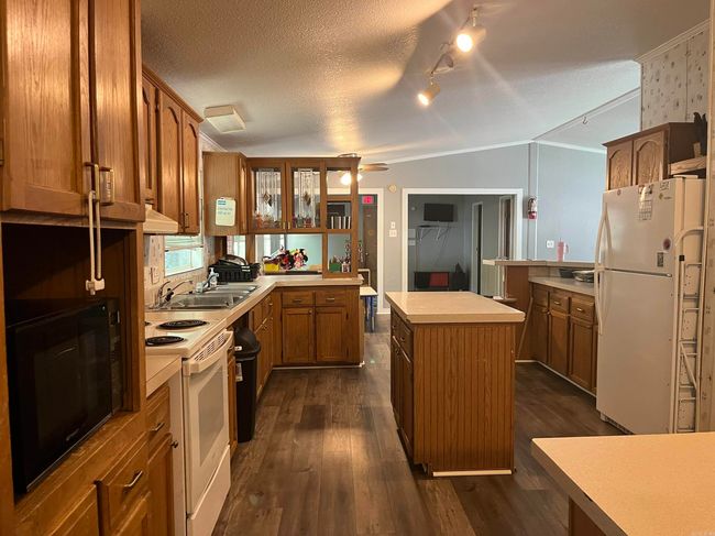 2220 N Highway 229, House other with 3 bedrooms, 2 bathrooms and null parking in Haskell AR | Image 8