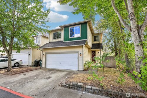 18613 98th Ave E, Puyallup, WA, 98375-4003 | Card Image