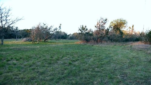 1141 Settlers Rd, San Marcos, TX, 78666-3299 | Card Image