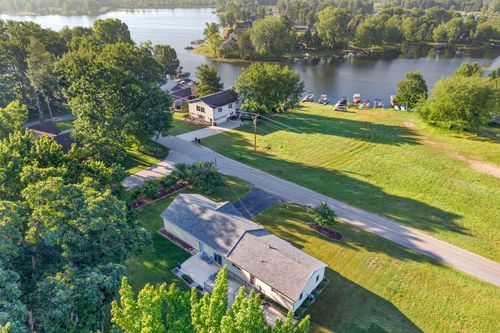 11328 Old Pierce Rd, Stanwood, MI, 49346 | Card Image