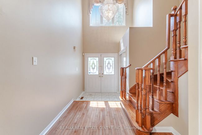 181 Brisdale Dr, House other with 6 bedrooms, 5 bathrooms and 5 parking in Brampton ON | Image 5