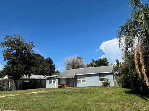 687 Walkup Dr, ORLANDO, FL, 32808-7752 | Card Image