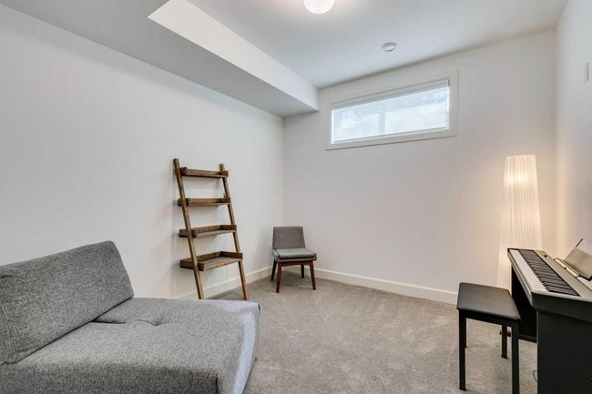18 27 Avenue Sw, House other with 4 bedrooms, 4 bathrooms and 2 parking in Calgary AB | Image 46