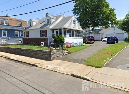 54 Clauss St, Carteret, NJ, 07008-1516 | Card Image