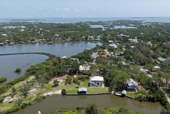 16431 Sw 120 Th Pl, House other with 3 bedrooms, 3 bathrooms and 2 parking in CEDAR KEY FL | Image 37