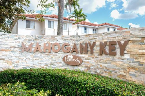 apt-101-10441 Mahogany Key Cir, Miami, FL, 33196-2406 | Card Image