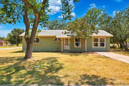 15100 Norvell St, Lytle, TX, 78052 | Card Image