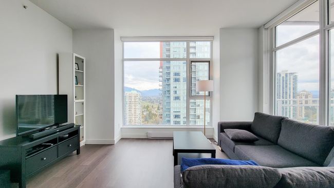 1810 - 4670 Assembly Way, Condo with 2 bedrooms, 2 bathrooms and 1 parking in Burnaby BC | Image 1