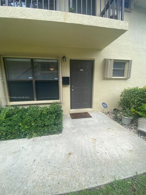 103-10055 Nw 4th St, Pembroke Pines, FL, 33024-6155 | Card Image