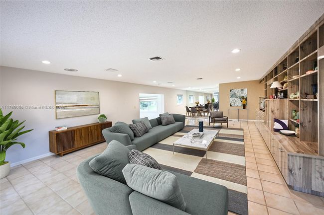 V-16 - 1130 Cypress Dr, Home with 3 bedrooms, 3 bathrooms and null parking in Pompano Beach FL | Image 7