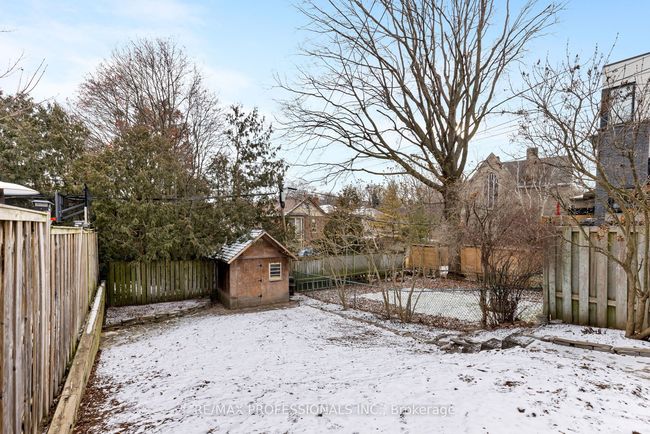 27 Larkin Ave, House other with 4 bedrooms, 2 bathrooms and null parking in Toronto ON | Image 38