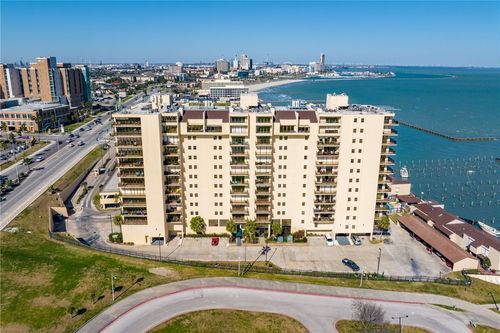 1104a-1400 Ocean Dr, Corpus Christi, TX, 78404-2120 | Card Image