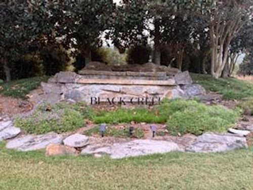 619 Outlook Cir, Chattanooga, TN, 37419-2232 | Card Image