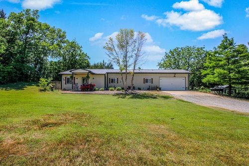 6361 Sw Diamond Rd, Augusta, KS, 67010-8051 | Card Image