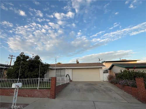 9688 Kewen Ave, Pacoima, CA, 91331-3421 | Card Image