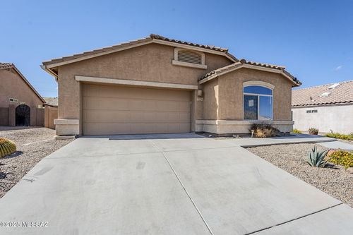 670 W Rio Teras, Green Valley, AZ, 85614-4082 | Card Image