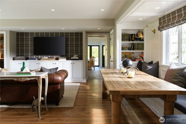 8580 Hunts Point Ln, House other with 5 bedrooms, 6 bathrooms and 3 parking in Hunts Point WA | Image 21