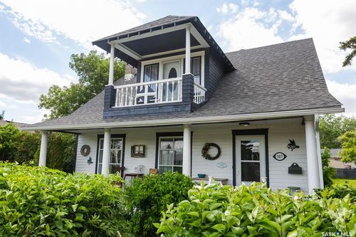 307 Lonsdale St, Luseland, SK, S0L1S2 | Card Image