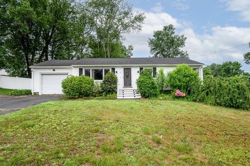 3 Sears Ave, Webster, MA, 01570-2930 | Card Image