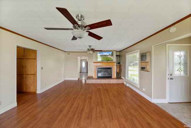 101 E Maple St, House other with 3 bedrooms, 2 bathrooms and null parking in Fowler IN | Image 5