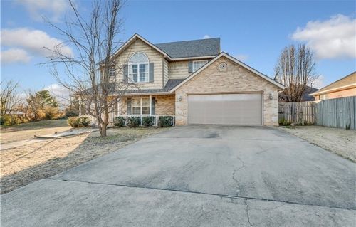 401 Ne Shasta Ct, Bentonville, AR, 72712-3955 | Card Image