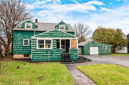 101 Crysler Dr, East Syracuse, NY, 13057-9583 | Card Image