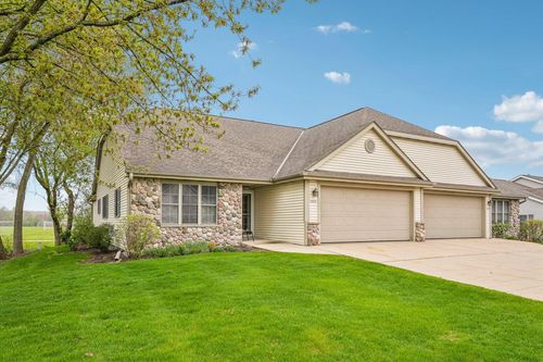 1910 Cedar Street, Grafton, WI, 53024 | Card Image
