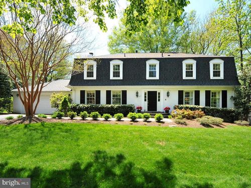 9308 Winterset Dr, POTOMAC, MD, 20854-2842 | Card Image