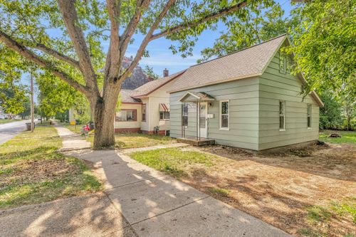 891 E Forest Ave, Muskegon, MI, 49442-5853 | Card Image