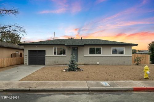 2385 Pauline Ave, Sparks, NV, 89431-3551 | Card Image