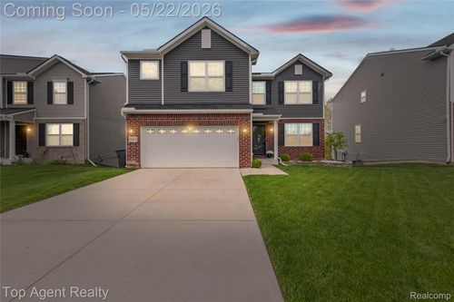 58693 Westmoore Cir, New Haven, MI, 48048-2808 | Card Image