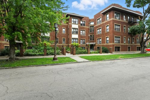 apt-309-385 Laurel Ave, Saint Paul, MN, 55102-2073 | Card Image