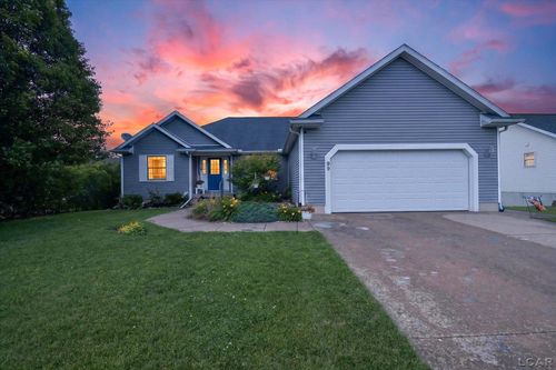 99 Trevor Trl, Onsted, MI, 49265-9647 | Card Image