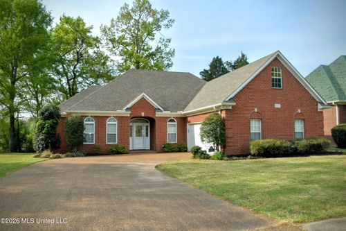 925 Cedar Grove Pkwy, Hernando, MS, 38632-6658 | Card Image