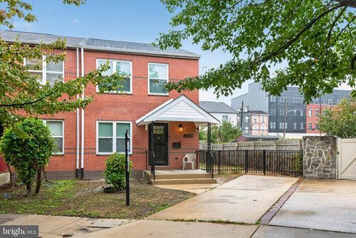 1315 Ogden St, PHILADELPHIA, PA, 19123-1804 | Card Image