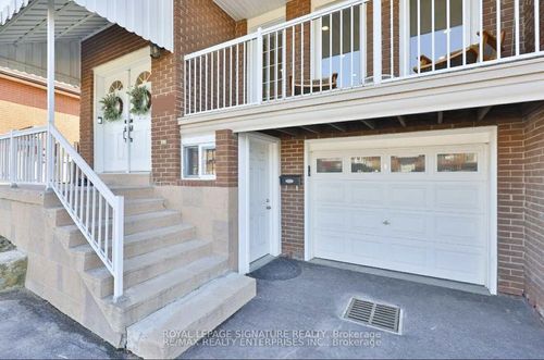 4050 Dunmow Cres, Mississauga, ON, L4Z1C9 | Card Image