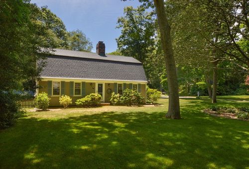 2 Jonathan Ln, Sandwich, MA, 02563-2105 | Card Image