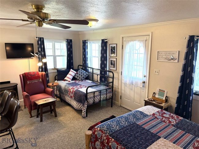 207 2 Nd St E, House other with 3 bedrooms, 3 bathrooms and null parking in Clyde Park MT | Image 43