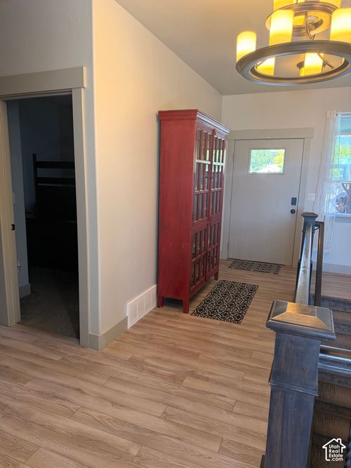 339 N Cherry Ln, Santaquin, UT, 84655-8279 | Card Image
