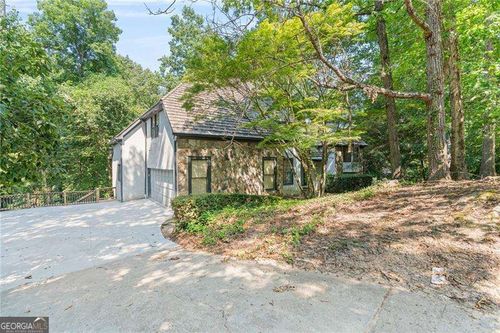 8240 Grogans Ferry Rd, Atlanta, GA, 30350-3108 | Card Image