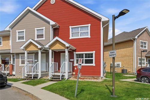 2162 Toronto St, Regina, SK, S4P0B7 | Card Image
