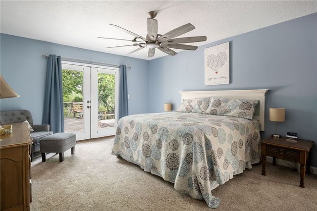 548 Cross Creek Cir, House other with 3 bedrooms, 3 bathrooms and null parking in Sebastian FL | Image 18