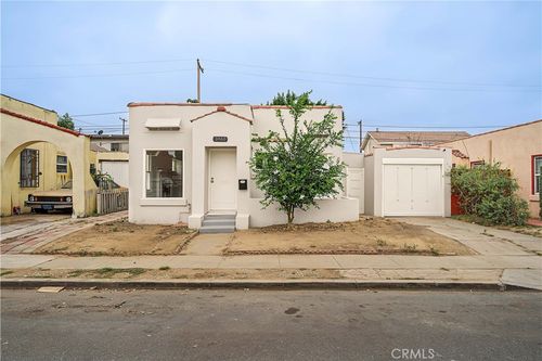 1061 N Minerva Park, Long Beach, CA, 90813-3920 | Card Image