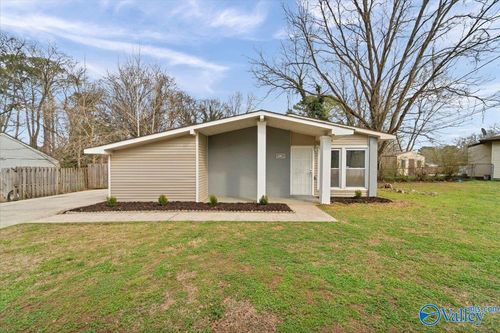 4802 Cottonwood Dr Nw, Huntsville, AL, 35810-2104 | Card Image