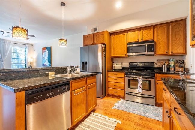 APT-13 - 1602 Elgin St, Townhouse with 2 bedrooms, 2 bathrooms and null parking in Houston TX | Image 10