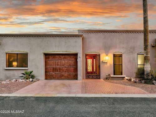 2714 W Magee Rd, Tucson, AZ, 85742-1571 | Card Image